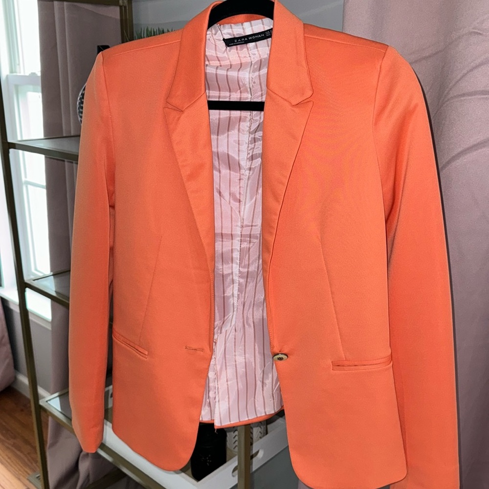Zara woman blazer size small